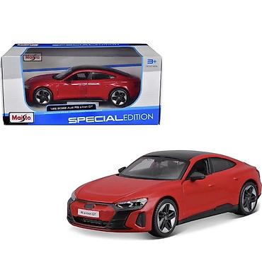 Audi, 2022 il, 1:25, Dəmir