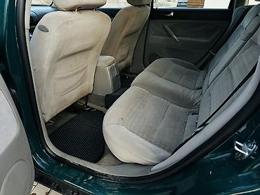 Volkswagen: Volkswagen Passat: 2001 г., 2 л, Механика, Бензин, Универсал — 10
