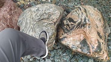 Галька: Плитняк и валуны для ландшафта - Натуральный камень-плитняк слоистыми — 10