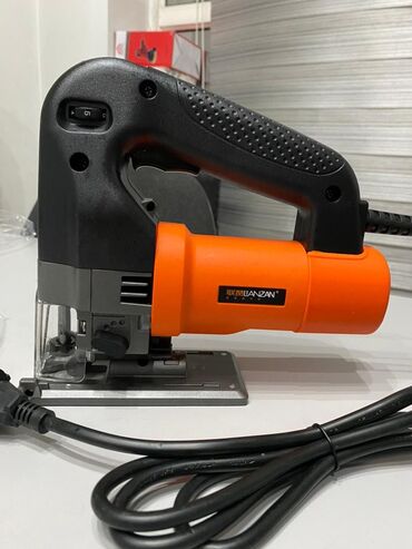 Шуруповерты: Инструменты на ваш выбор Адрес магазина : улица Павлова 95 а, по — 8