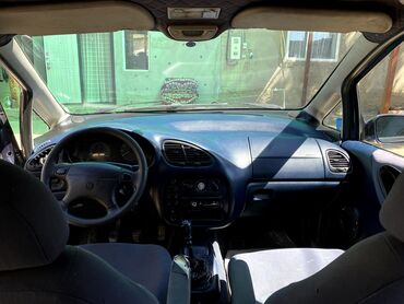 Volkswagen: Volkswagen Sharan: 2000 г., 2 л, Механика, Газ, Минивэн — 14