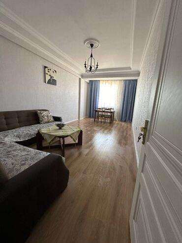 lalafo yevlaxda satilan evler: 2 otaqlı, Yeni tikili, 66 kv. m