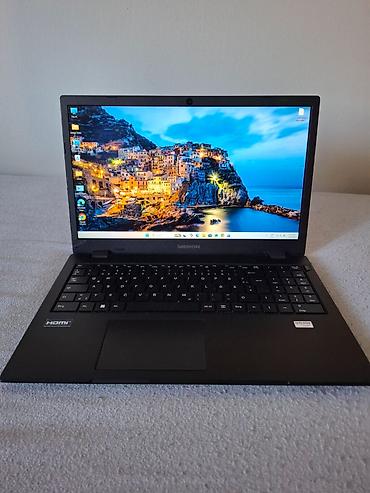 Ostali laptopovi i netbook računari: Medion MF50CM - laptop i5 10gen - konfiguracije prikazane na slici - — 1