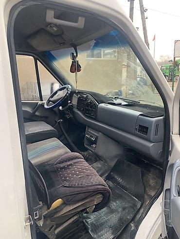 Легкий грузовой транспорт: Легкий грузовик, Mercedes-Benz at lalafo.kg — 4 Легкий грузовой транспорт: Легкий грузовик, Mercedes-Benz — 4