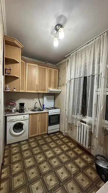 сниму квартиру в джале: 1‑комнатная квартира
Очень срочная цена. 
34.5 м2 
Район Джал-23 — 3