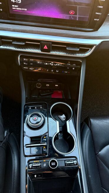 Kia: Kia K5: 2020 г., 2 л, Автомат, Гибрид, Седан — 24