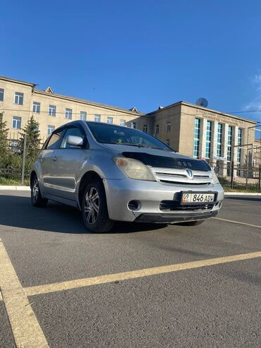 тайота kluger: Toyota ist: 2002 г., 1.3 л, Автомат, Бензин