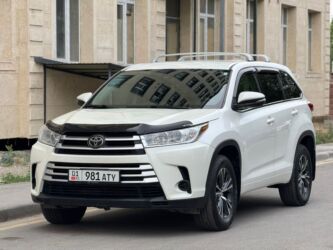Toyota: Toyota Highlander: 2018 г., 3.5 л, Автомат, Бензин, Внедорожник — 2