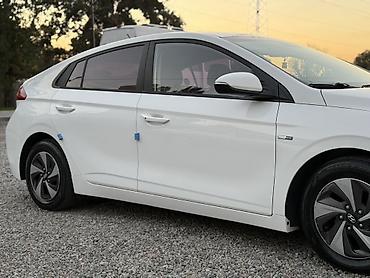 хендай ионик: Hyundai Ioniq: 2016 г., 1.6 л, Автомат, Гибрид, Хэтчбэк — 3