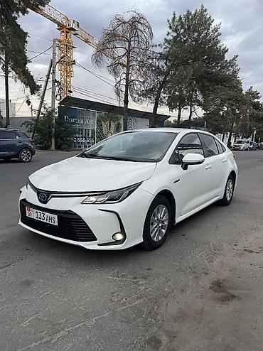 corolla 2022: Toyota Corolla: 2022 г., 1.8 л, Автомат, Гибрид, Седан — 3