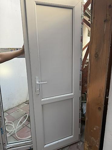 taxtalar: Məhsul: 2 ədəd qapı dəsti 1) Taxta şüşəli qapı - Material: təbii ağac — 3