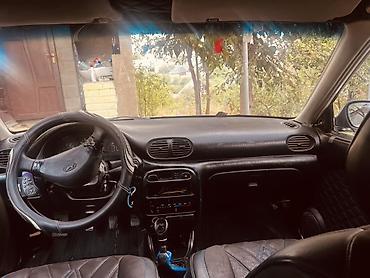 тонировка нового поколения: Hyundai Accent: 1994 г., 1.4 л, Механика, Бензин, Седан — 8