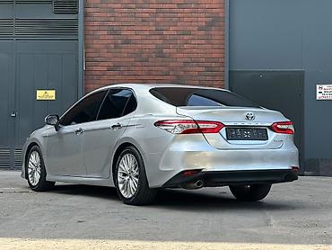 camri 70: Toyota Camry: 2017 г., 2.5 л, Вариатор, Гибрид, Седан — 3