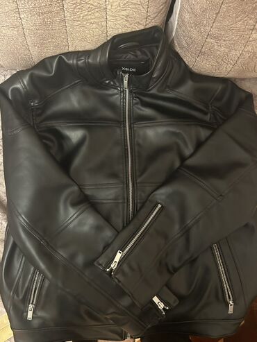 qaqa stil: XSIDE kişi gödəkçəsi - Rəng: qara - Material: dərimsi sintetik