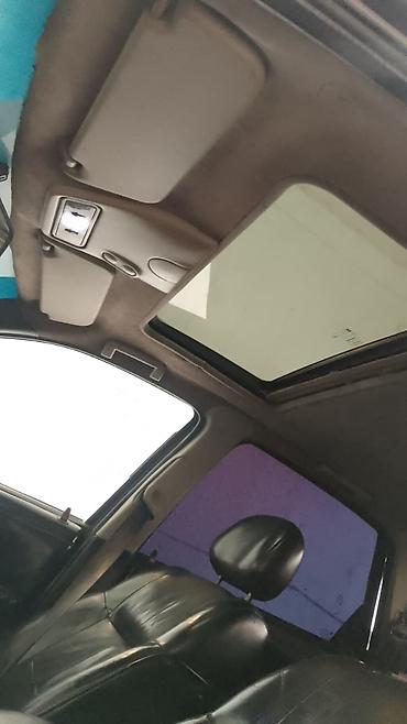 maşin rulu: Opel sedan salonu – dəri interyer və lyuk - Model: Opel (sedan kuzov; — 3