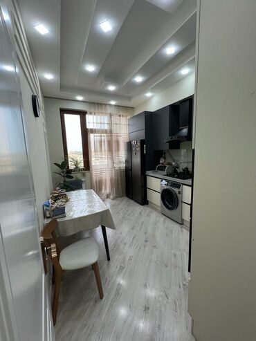 Yeni tikili: 3 otaqlı, Yeni tikili, 81 kv. m — 27