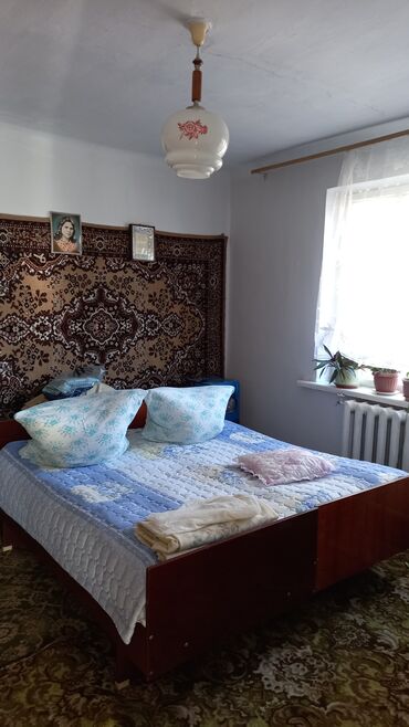 рабочий городок дома: Барак, 65 кв. м, 3 бөлмө, Риелтор, Эски ремонт