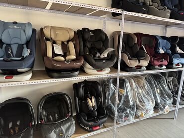 Шкафы для одежды: Автокресло новая распродажа 

Автолюлька

Бескаркасные 

Бустер — 17