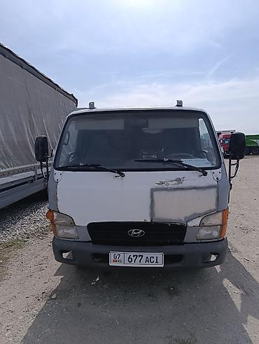 срочно продаю эвакуатор: Эвакуатор, Hyundai, 2006 г., Ломаная — 2