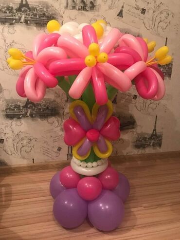 Шары: Цветы из шаров подарки на 8 марта Корзины из шаров букеты с бабочками — 2