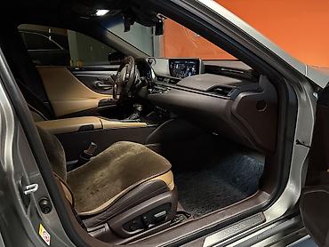 Lexus: Lexus ES: 2019 г., 2.5 л, Вариатор, Гибрид, Седан — 12