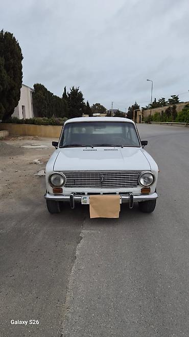 2107 teker: VAZ (LADA) 2101: 1.3 l | 1981 il 99000 km Sedan — 2