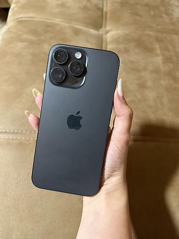 ucuz macbook pro: IPhone 15 Pro, Qara, Face ID — 3