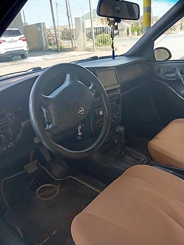 e90 aksesuar: Opel Vectra: 1.8 l | 1997 il 600560 km Sedan — 10