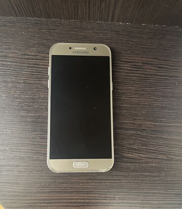 самсунг галакси а 3 2017: Samsung Galaxy A5 2017, Б/у, 32 ГБ, цвет - Золотой, 2 SIM