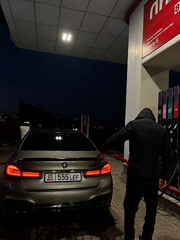 583 585: Госномер «золотой» категории: 05 KG 555 LEF Ключевые особенности: - — 3