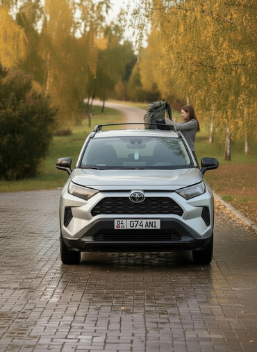 Toyota: Toyota RAV4: 2019 г., Автомат, Бензин — 1