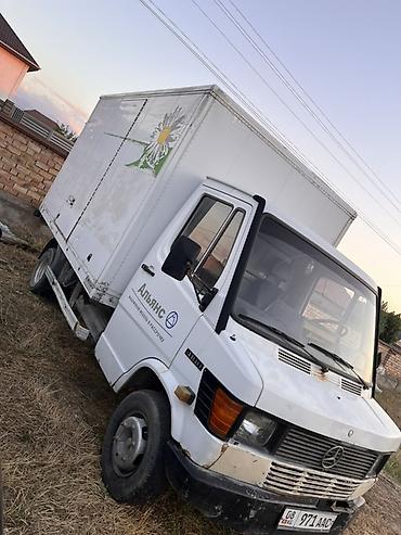 e6 3: Легкий грузовик, Mercedes-Benz, Стандарт, 3 т, Б/у — 6
