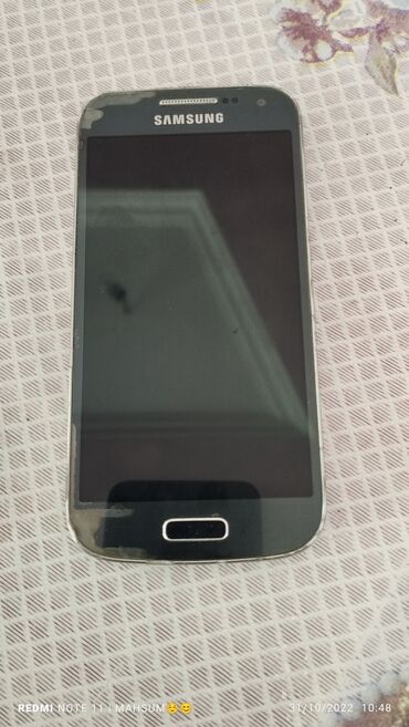 s4 qiymeti: Samsung Galaxy S4 | İşlənmiş | 8 GB | rəng - Qızılı | İki sim kartlı