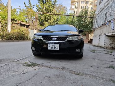 kia sumqayit: Kia Cerato: 1.6 л | 2011 г. Седан