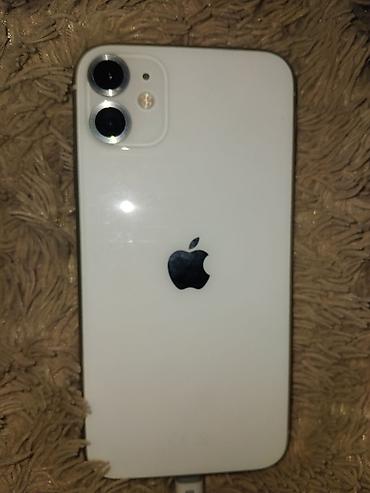 IPhone 11, Б/у, 128 ГБ, Белый, Наушники, Зарядное устройство, Защитное стекло, 75 %