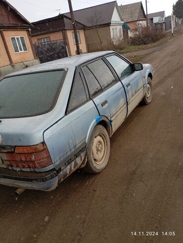 Унаа сатуу: Mazda 626: 1983 г., 2 л, Механика, Бензин, Хетчбек