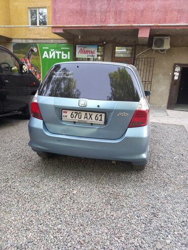 Honda: Honda Fit: 2006 г., 1.3 л, Автомат, Бензин, Хэтчбэк