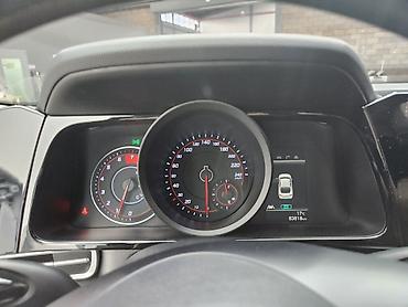 Hyundai: Hyundai Avante: 2022 г., Автомат, Бензин, Седан — 7