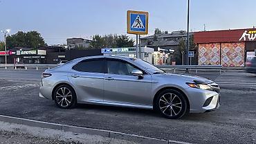 100: Toyota Camry: 2018 г., 2.5 л, Вариатор, Гибрид, Седан — 3