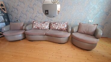 divan kreslo uzlukleri: Italyan divan kreslo ela veziyetde leke ciriq sokuk yoxdu. 3000