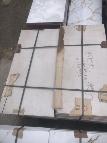 Kafel və metlax: Mərmər effektli keramika plitələr 9 azn km (010-315-51-04) - — 6