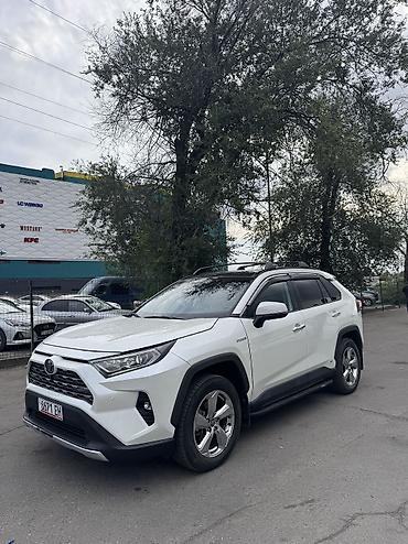 s 221: Toyota RAV4: 2021 г., 2.5 л, Автомат, Гибрид, Кроссовер — 3