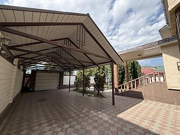 Дома: 350 м², 6 комнат и более, Ала-Арча ТРЦ — 3