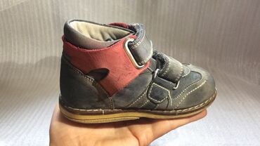 Uşaq ayaqqabıları: Botinkalar, sapoqlar 1-4 yashli uwaqlarchun chox rahat . Her bir -da lalafo.az — 22 Uşaq ayaqqabıları: Botinkalar, sapoqlar 1-4 yashli uwaqlarchun chox rahat . Her bir — 22