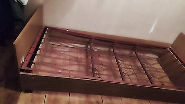 Çarpayılar: İşlənmiş, Təknəfərlik çarpayı, Bazasız, Matrassız, Siyirməsiz -da lalafo.az — 14 Çarpayılar: İşlənmiş, Təknəfərlik çarpayı, Bazasız, Matrassız, Siyirməsiz — 14