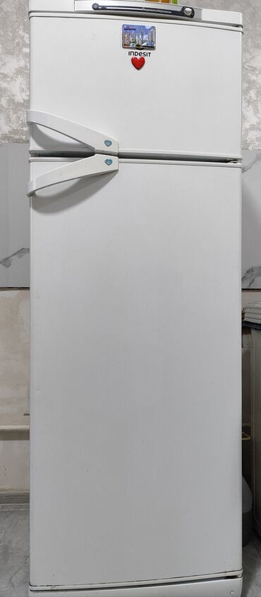 ekran sekilleri: 2 qapılı Indesit Soyuducu Satılır, rəng - Ağ