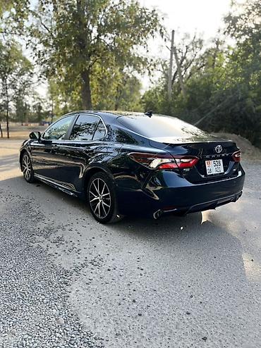 rolls royce phantom: Toyota Camry: 2020 г., 2.5 л, Автомат, Бензин, Седан — 4