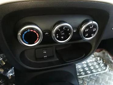 vodeni transport: KOMANDE VENTILACIJE FIAT 500L | Fiat 500 L komande Ventilacije u — 1