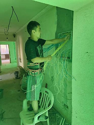 Электрики: Предлагаются профессиональные услуги электрика. Выполняются работы по — 12