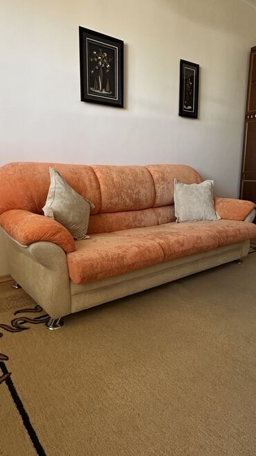 стул диван: Гарнитур для зала, Кресло, Диван, цвет - Оранжевый, Б/у